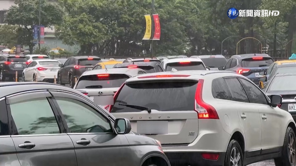 國1汐止段走山! 王國材:盼周五上午6點前內側通車