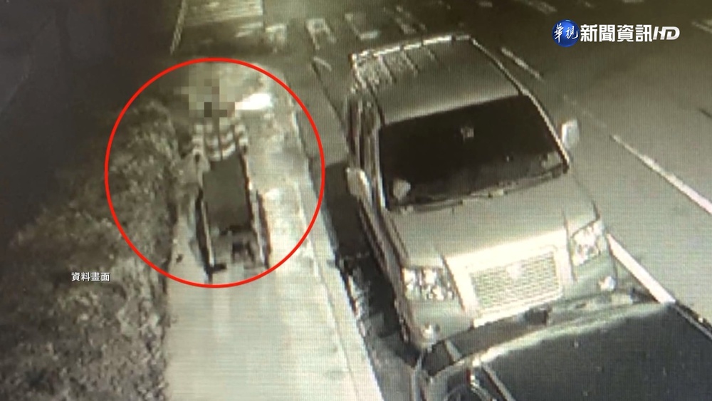 "輪椅推母屍"棄公園 逆子遭通緝1年落網