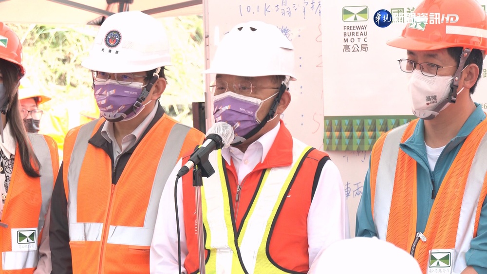 國一南向汐止段坍方 主線道估明搶通