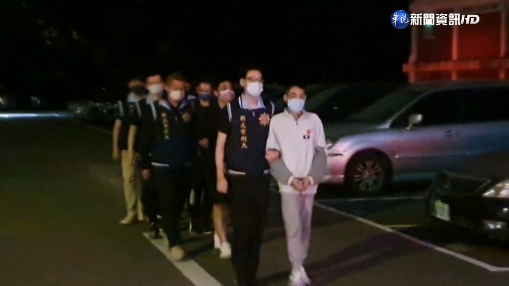 畫面曝!台版柬埔寨案 嫌犯搬遺體塞後車廂