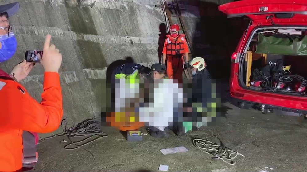 男疑失足墜外木山紅燈塔堤防 頭部重創身亡