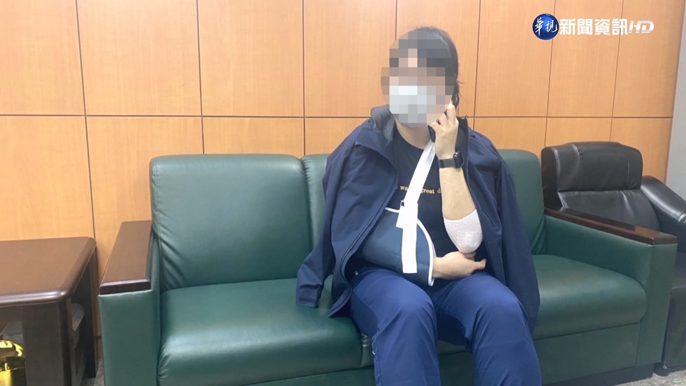 無照少年闖耶誕城! 攔查拒檢撞飛女警