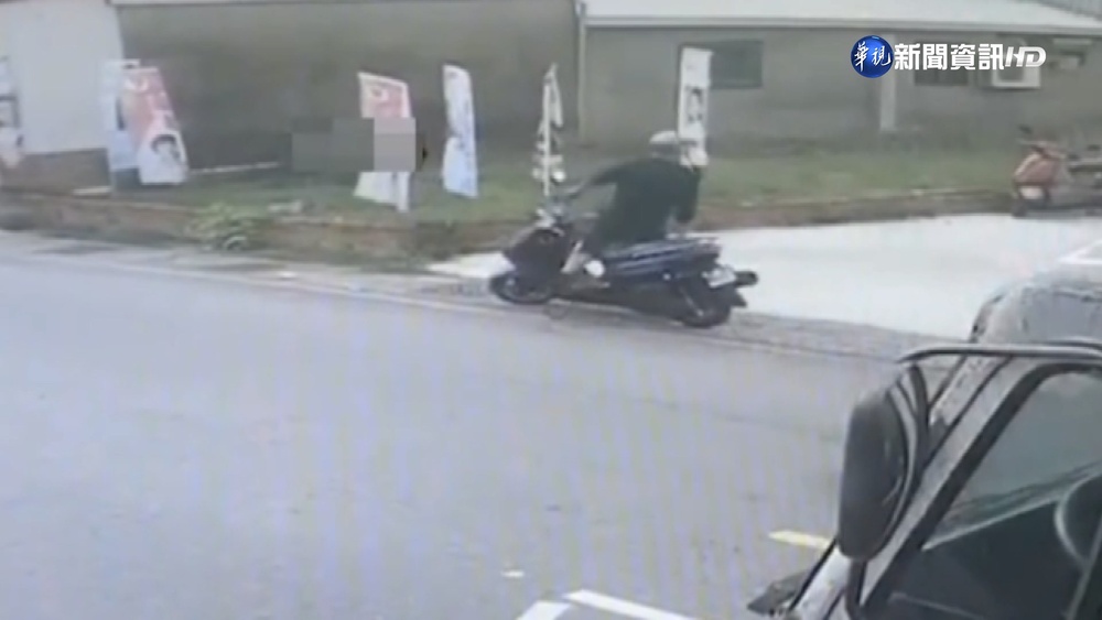 疑"選前焦慮" 男子10分鐘拆47面競選旗