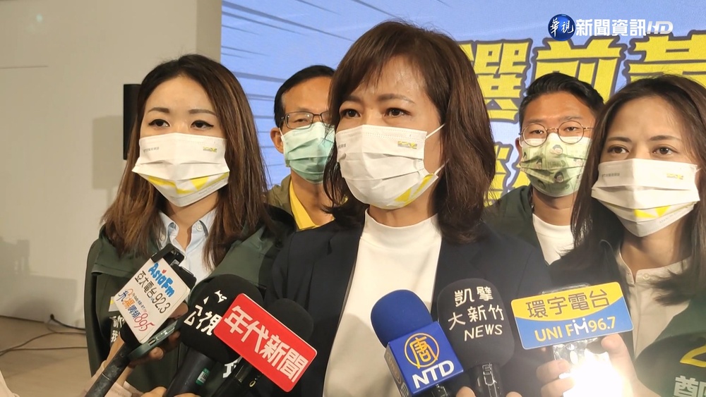 沈慧虹黃金周拉票 林耕仁妻率車隊喊拜託