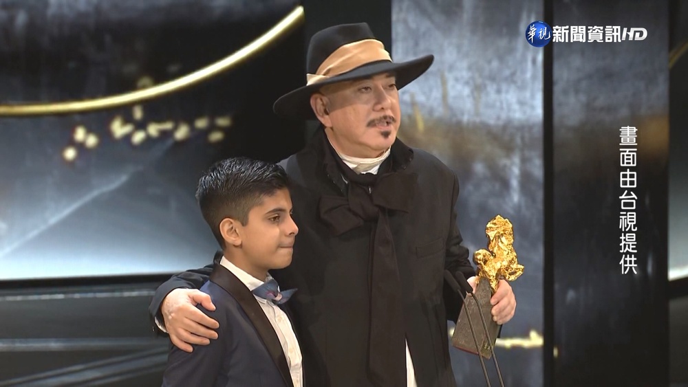 黃秋生奪金馬影帝 上台領獎"淚謝"亡母!
