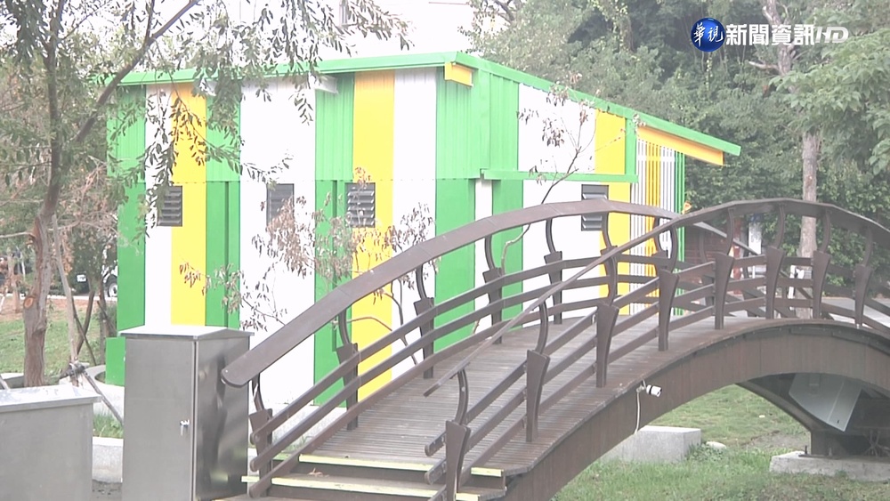 打卡熱點旁有公廁! 拍照閃不掉遊客喊可惜