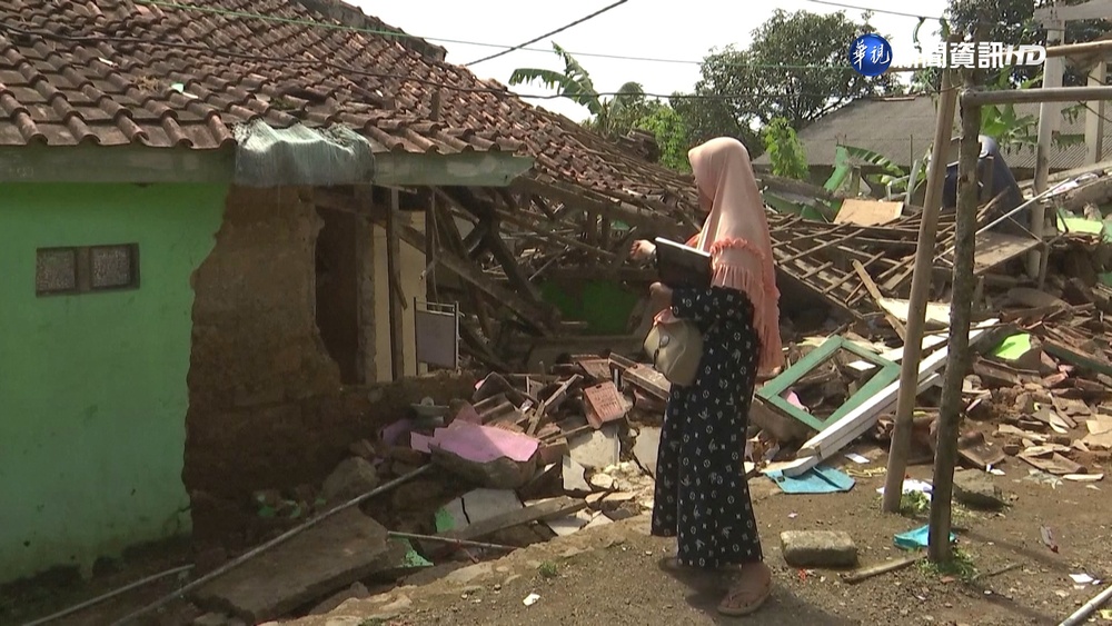 印尼強震已268死.逾千傷 6萬人無家可歸