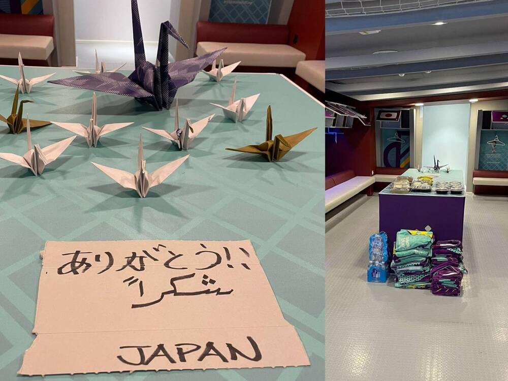 世足「番外篇」日本球員收拾休息室 留紙鶴「謝謝」FIFA大讚