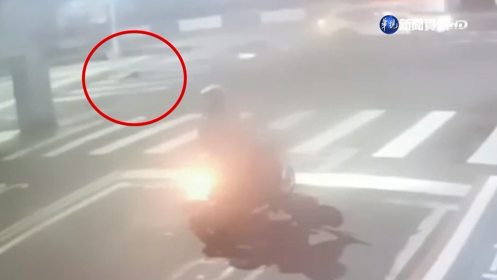 北市17歲少年無照上路 騎父重機撞死1行人