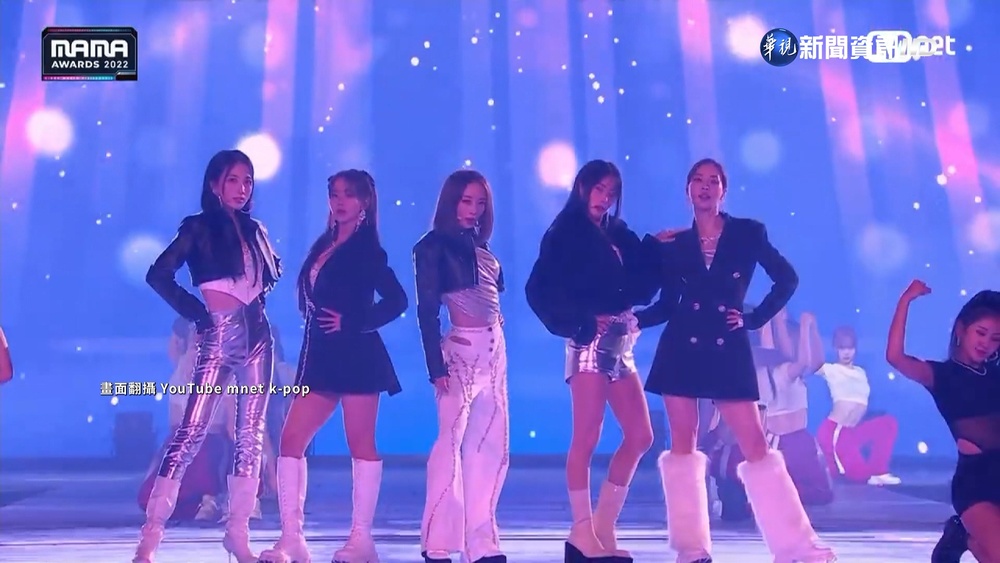 南韓音樂盛事MAMA! KARA合體登台嗨翻全場