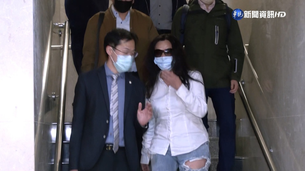 涉賄選複訊後請回 應曉薇喊冤:是選舉恩怨