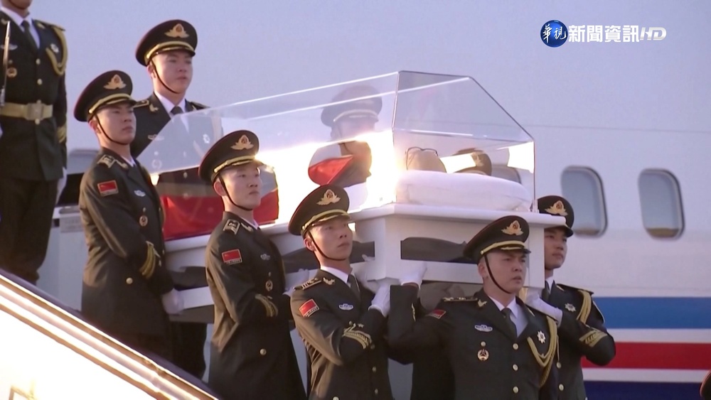 江澤民移靈北京! 習近平"親迎三鞠躬"