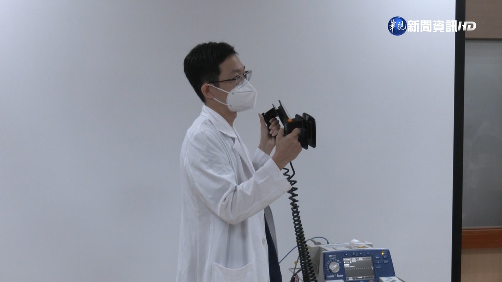 男稱"手指點穴電擊"可治新冠肺炎 判罰2萬