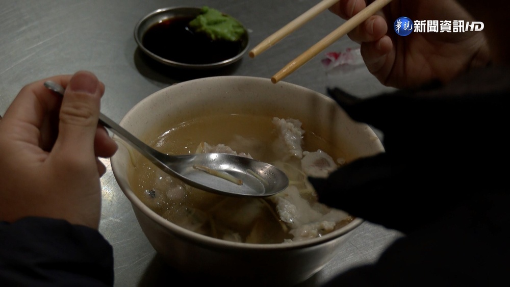 高雄低溫11度 民眾大啖魚湯.薑母鴨暖身