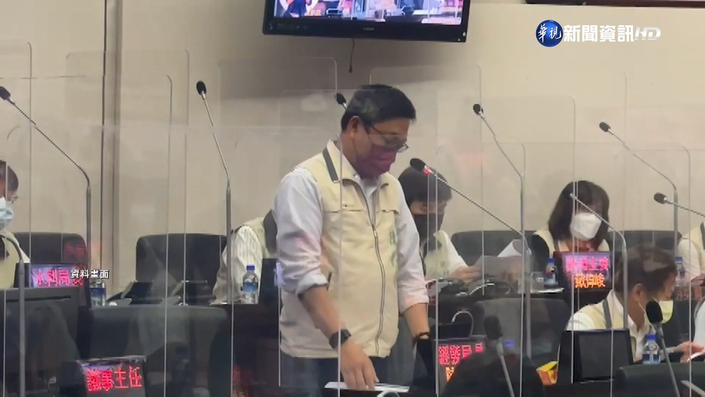 台南經發局長疑涉貪遭搜索約談 查扣30萬現金