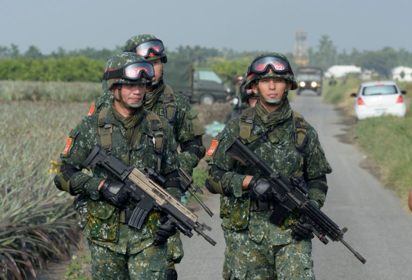 兵役即將延長？蔡英文27日將召開國安高層會議 吳怡農：台海情勢嚴峻