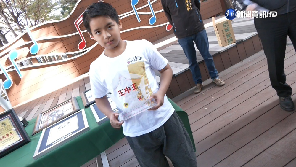 小小李小龍! 11歲童315面金牌創世界紀錄