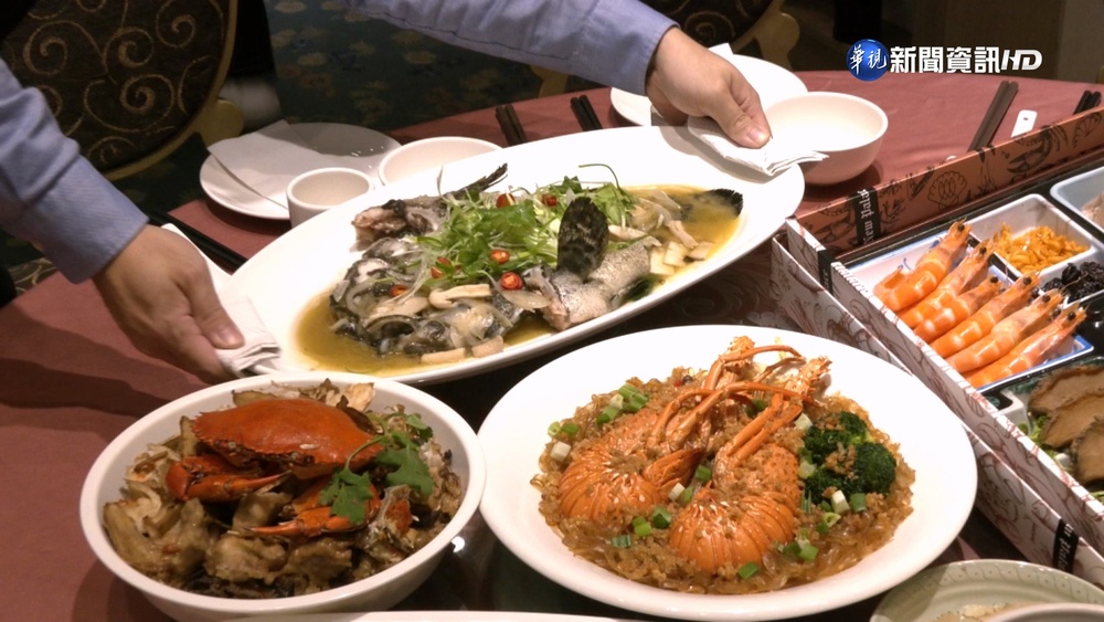 疫情解封帶動圍爐商機 外帶年菜也賣翻