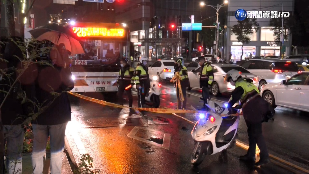 北市信義區公車撞行人! 男失去心跳送醫搶救