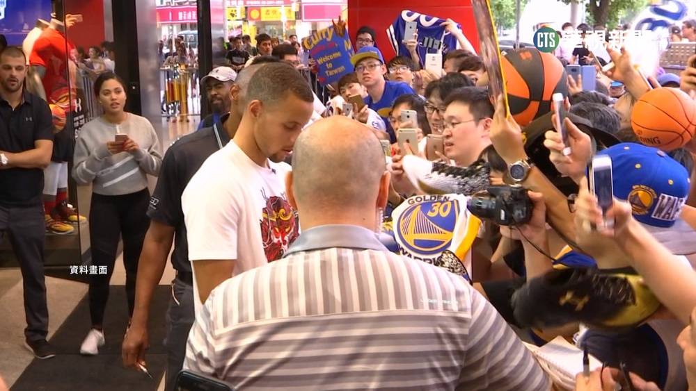 "東77"延續火燙手感 對馬刺攻下51分