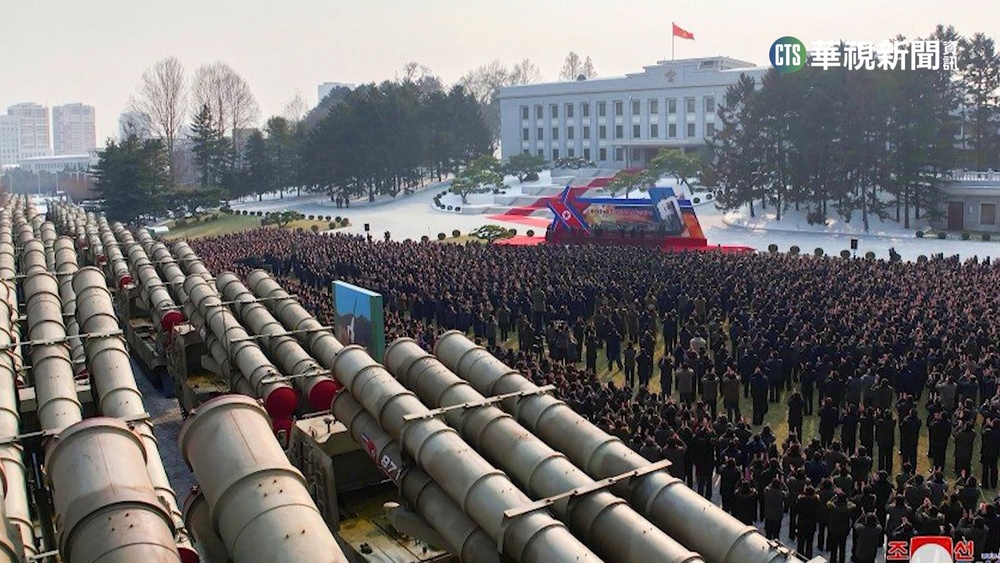 金正恩下令"增核武" 北韓射火箭炮迎新年
