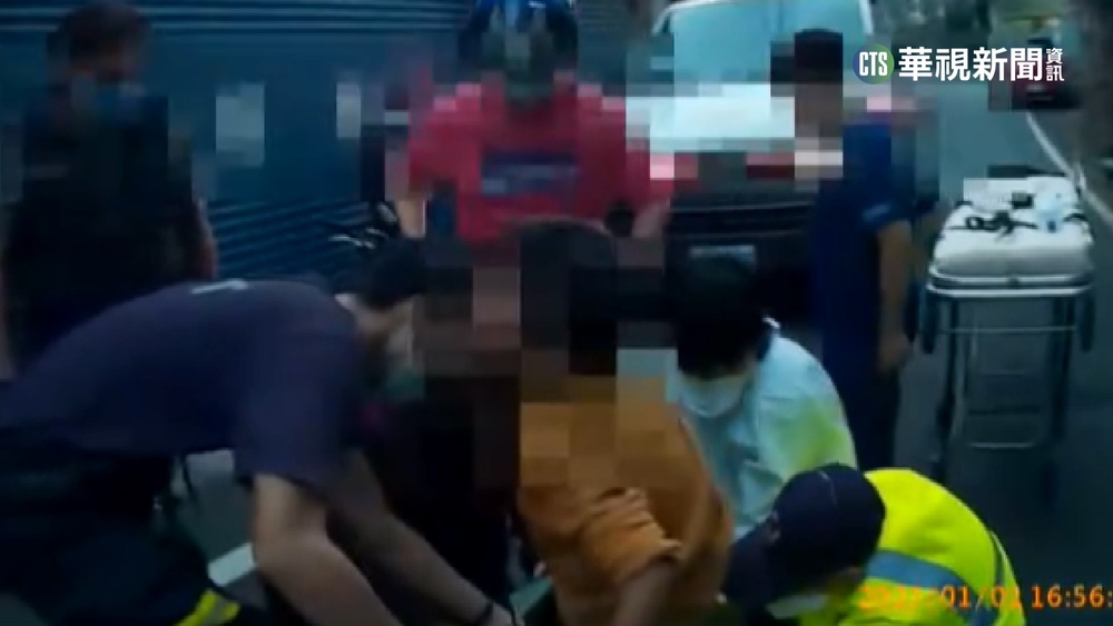 腳卡腳踏車輪縫隙 小五男童哀號大哭