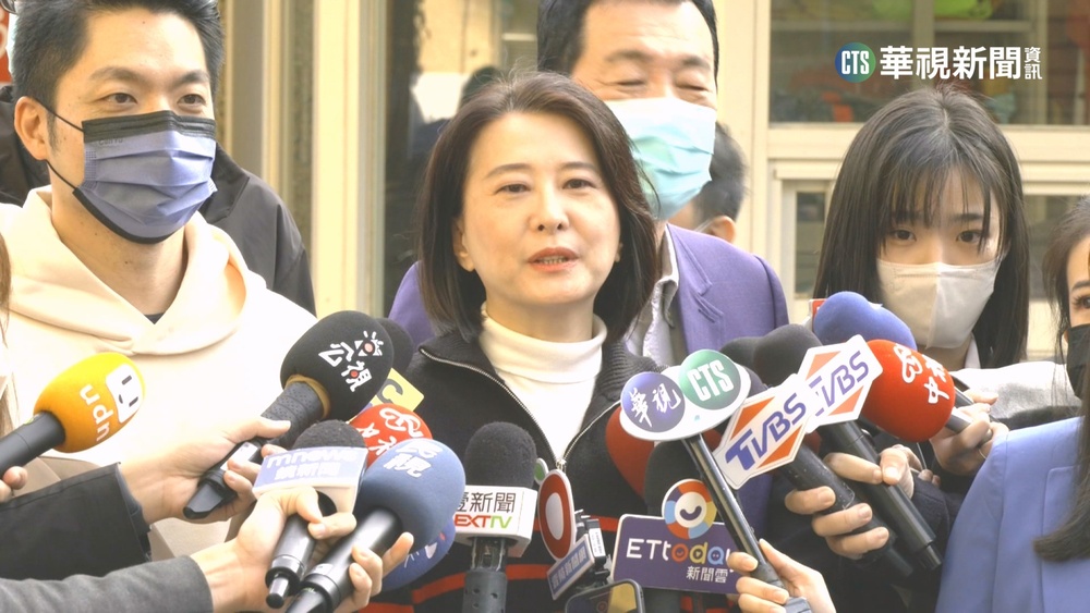 立委補選登場 蔣萬安.費鴻泰陪王鴻薇投票