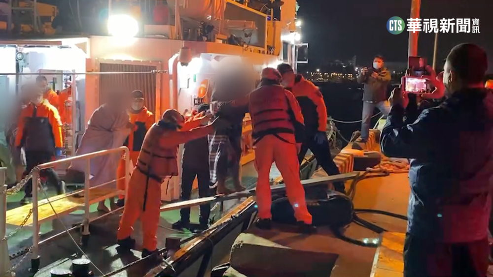 "海洋之星8號"澎湖海域沉沒 4船員獲救