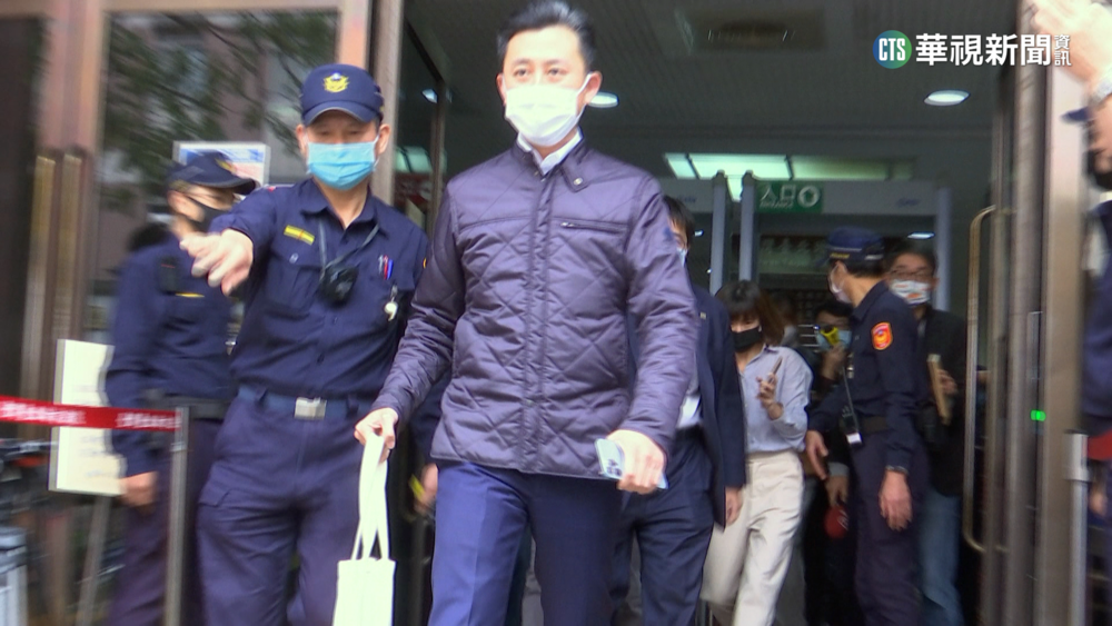 首親出庭論文抄襲案 林智堅:沒必要抄襲不認罪