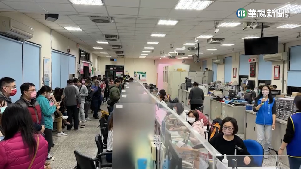 853人成功搶當竹北人　戶政調員加班忙到半夜