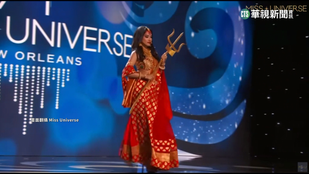 環球小姐選美 各國佳麗民族服裝爭奇鬥艷