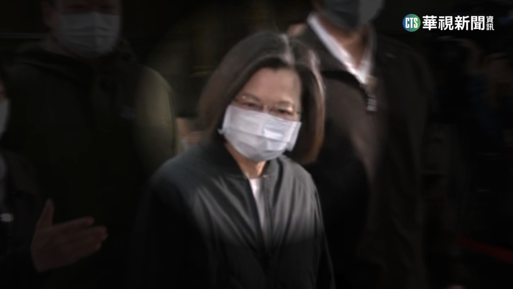 外界好奇內閣改組時程 蔡總統笑而不答