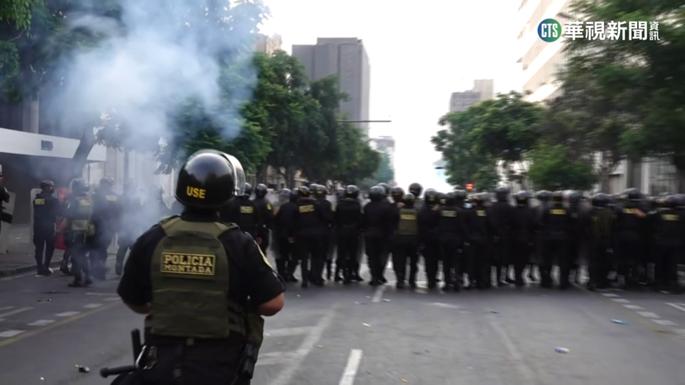 秘魯暴動55死700傷　警民首都街頭衝突