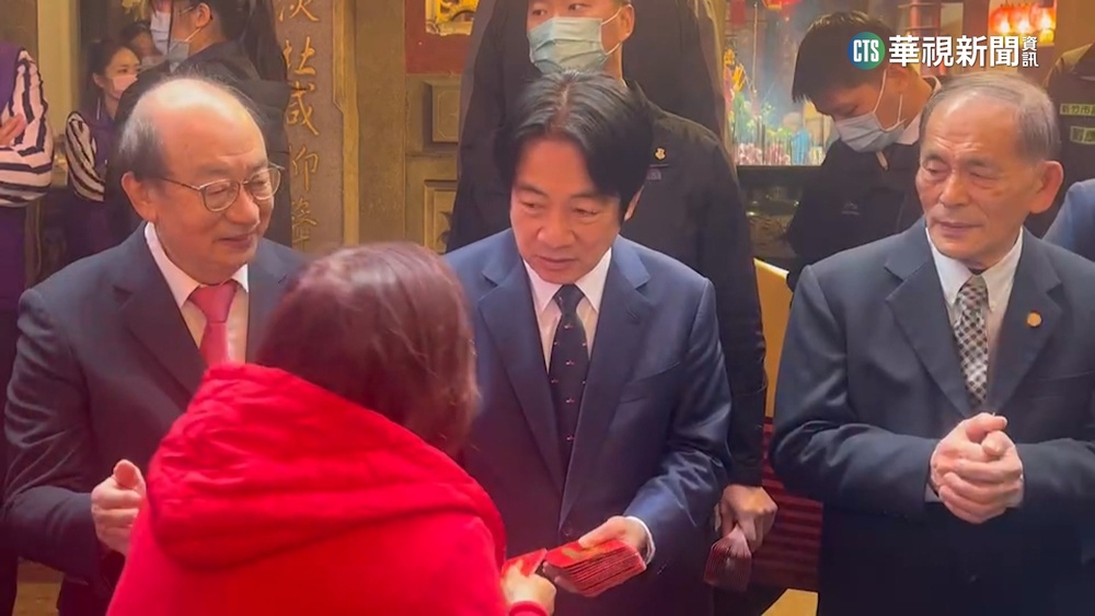 初三接力走春　賴清德桃竹苗6間廟宇發福袋