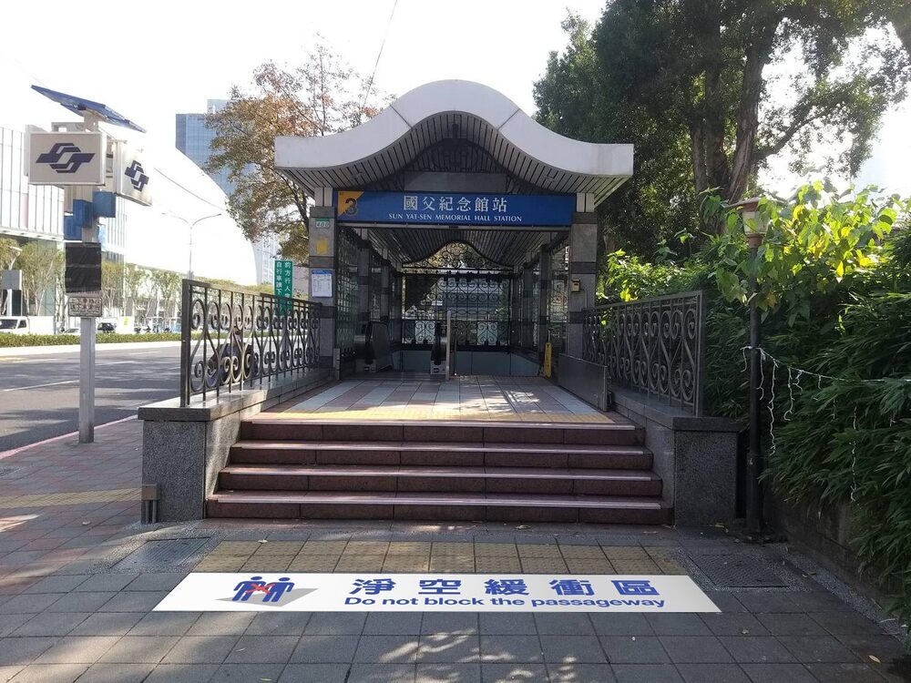 台北捷運公司鼓勵遊客多利用大眾運輸抵達會場，分散人流(圖/台北捷運公司提供)