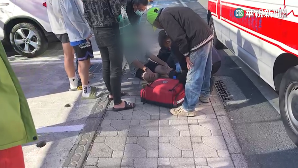 11歲男童宮廟參拜　遭阿公開車輾傷左腳