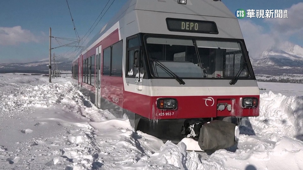 大雪侵襲！　斯洛伐克鐵公路受阻.供電中斷