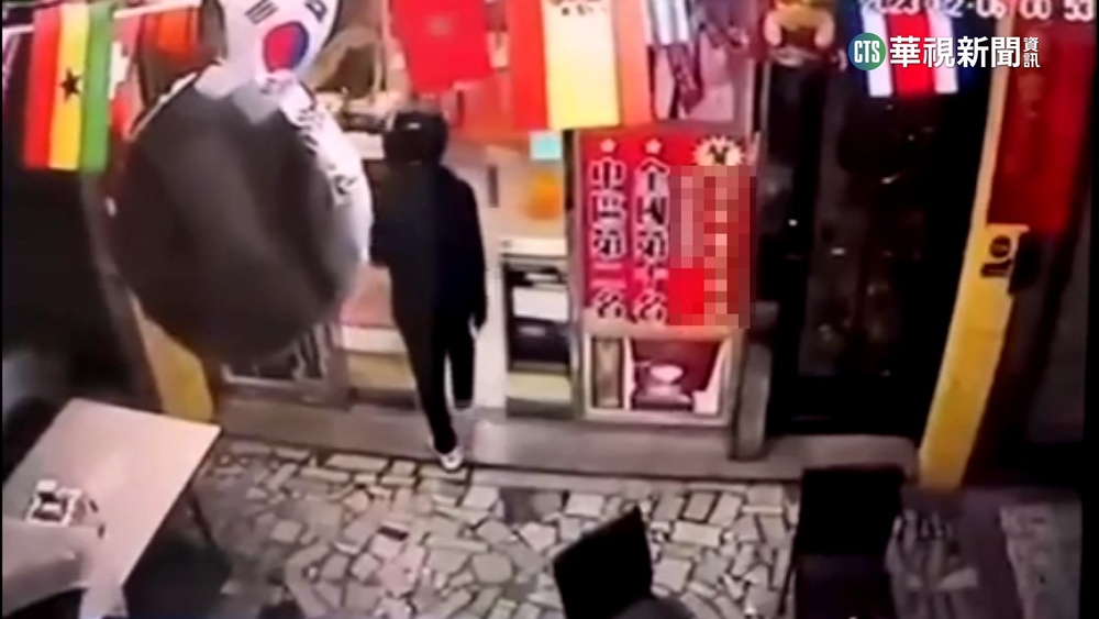 彩券行遭搶　黑衣人疑持刀搶20萬現金