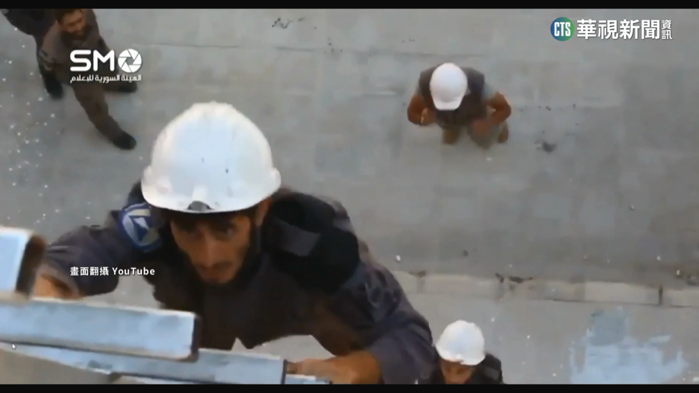 強震毀家園！敘利亞數百人亡　「白頭盔」搶救兒童