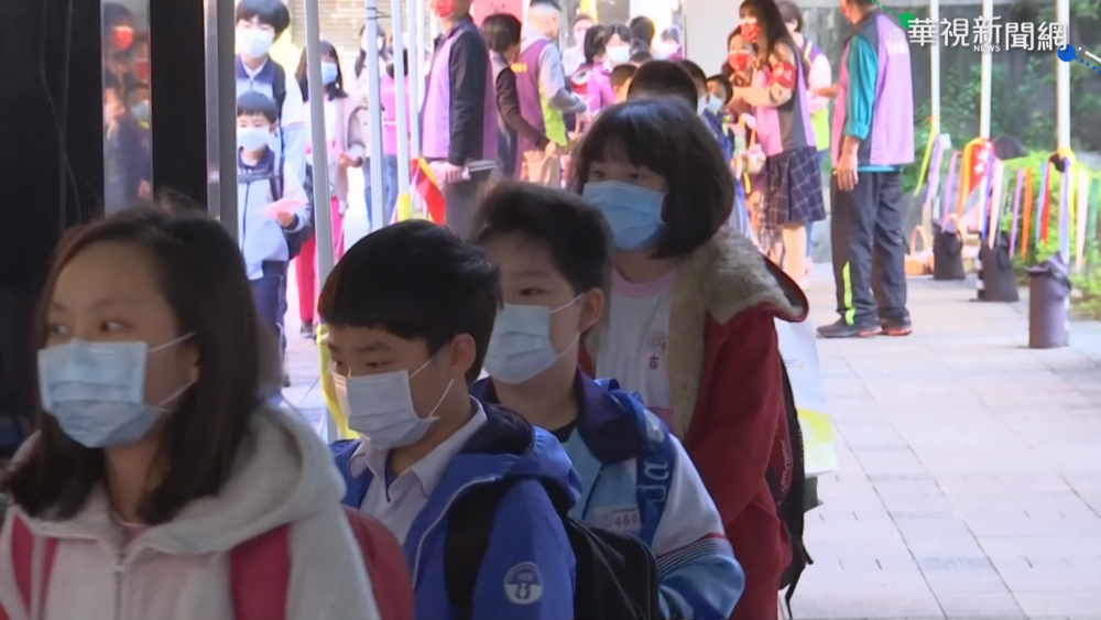 第2階段「室內口罩令」鬆綁！2／20起室內免戴口罩 指定場所仍須配戴