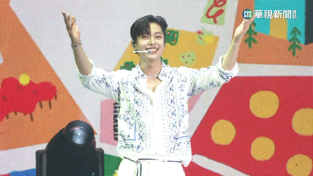 AB6IX睽違3年訪台！　連唱10首暢銷歌粉絲嗨翻