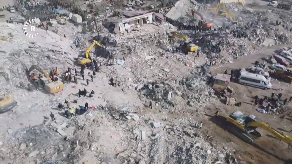 土震後一周救災持續　傳出生還者獲救好消息