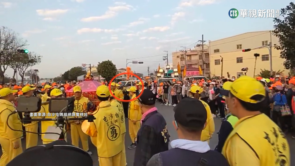 白沙屯媽祖突停路口禮讓救護車　信徒直呼神奇