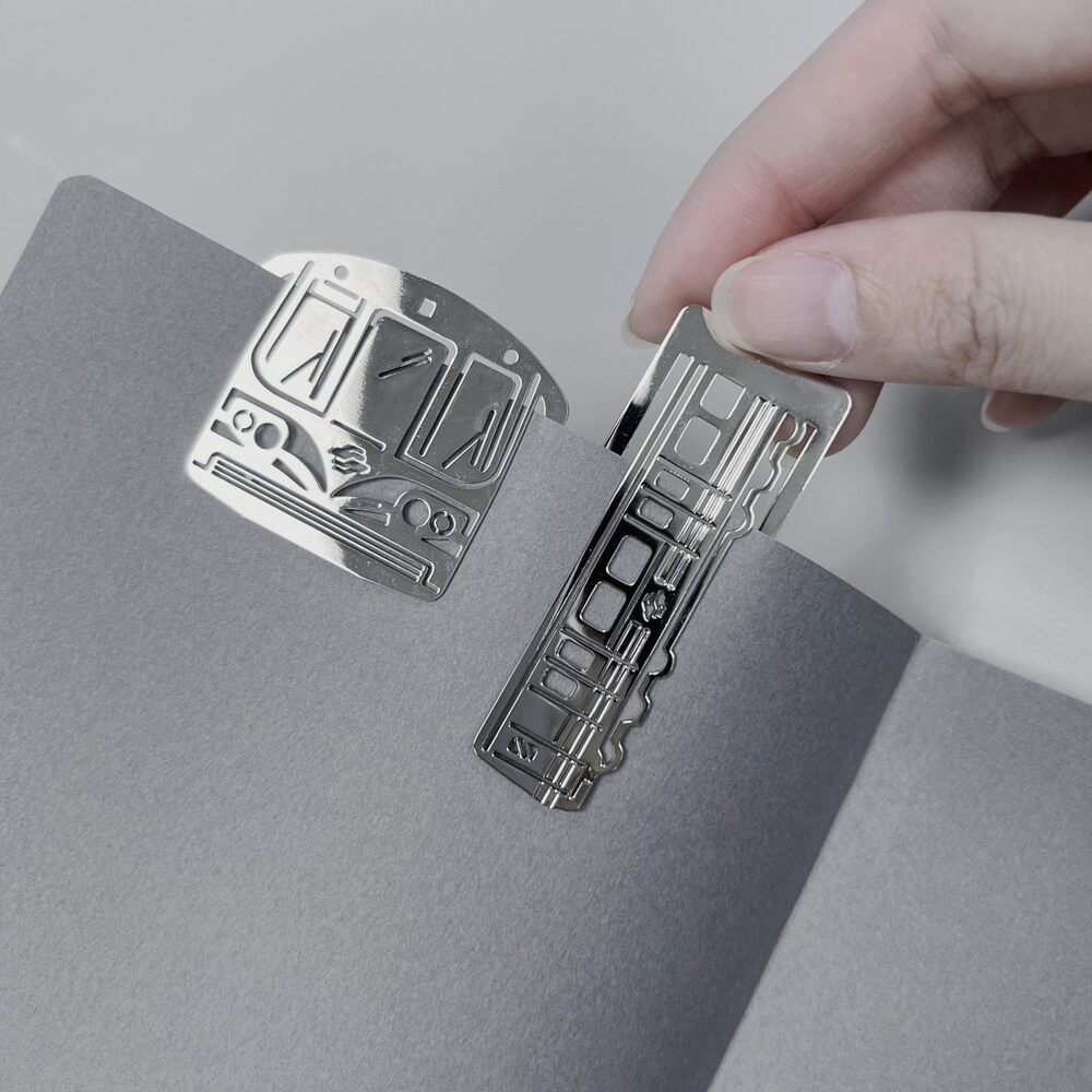 文青風捷運金屬書籤／台北捷運公司提供