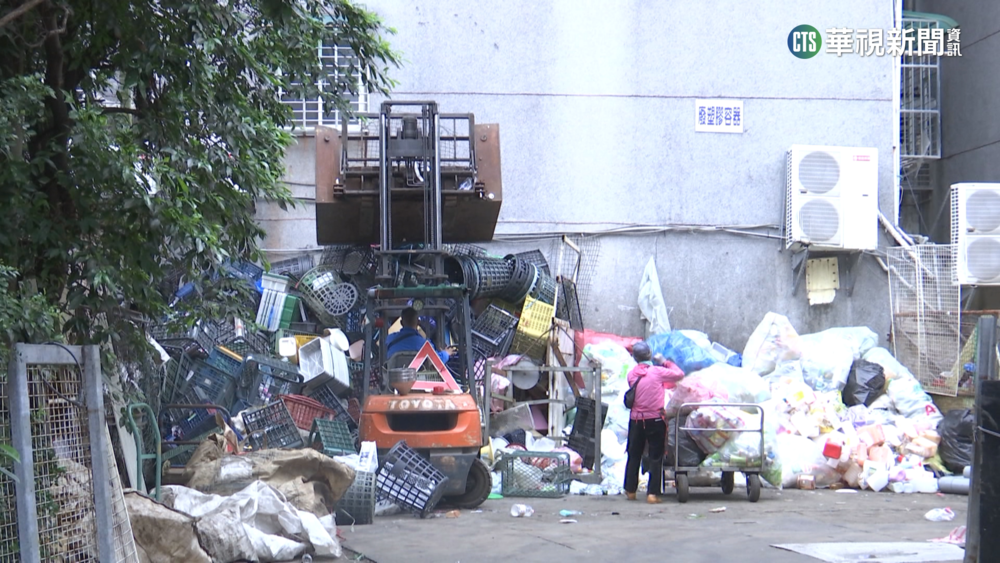 長期吸柴油燃燒臭氣　里長悲訴父肺腺癌離世