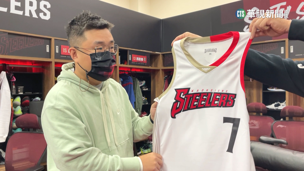 林書豪球衣遭仿冒　球團推抓假4招供辨識