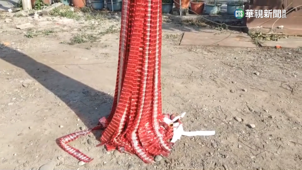 白沙屯媽祖中午抵北港　吊車「65米迎神炮」相迎