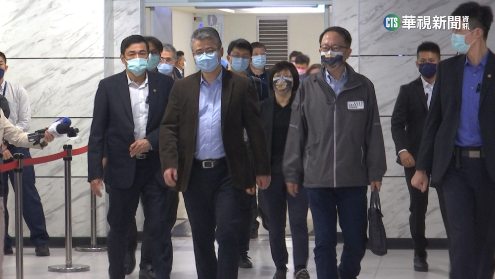 巧？　上海團赴北市府參觀　蔣萬安外出趕行程