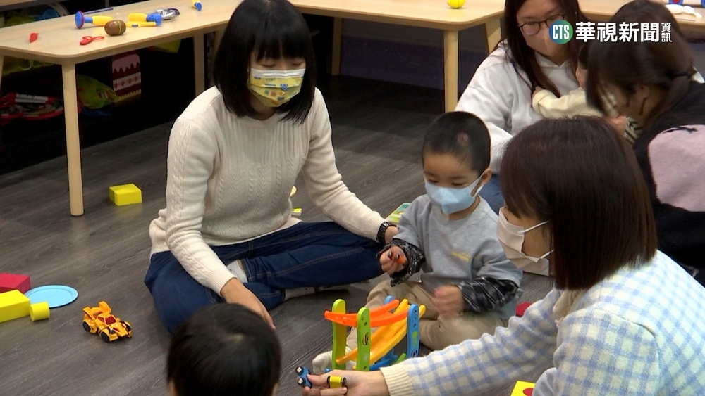 居家托育新制上路　保母生第2胎仍能收托1孩