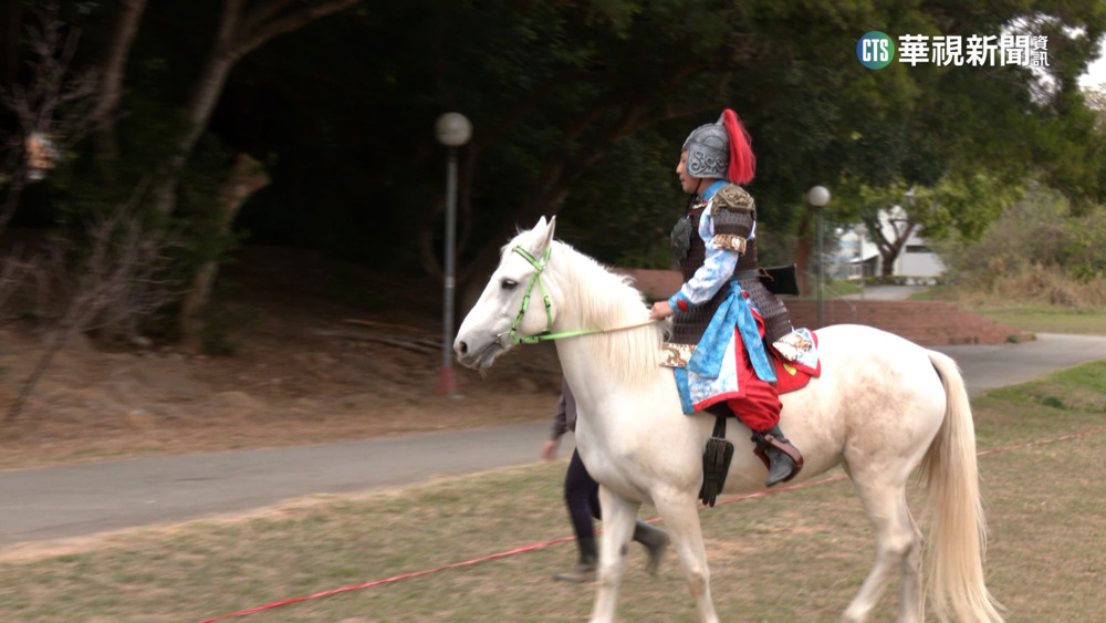 東海大學首推兒童馬術營隊　武將騎射對戰超復古